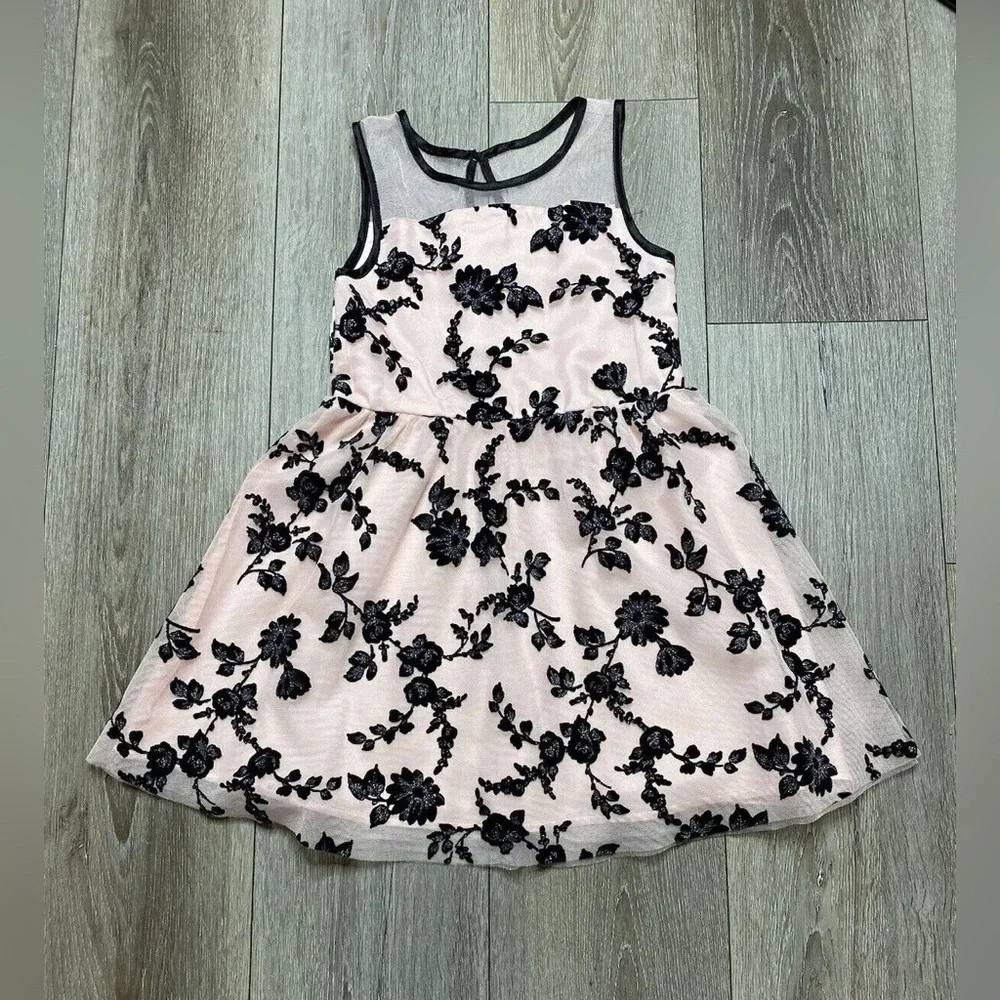 The Children’s Place Floral Holiday Dress Size 6